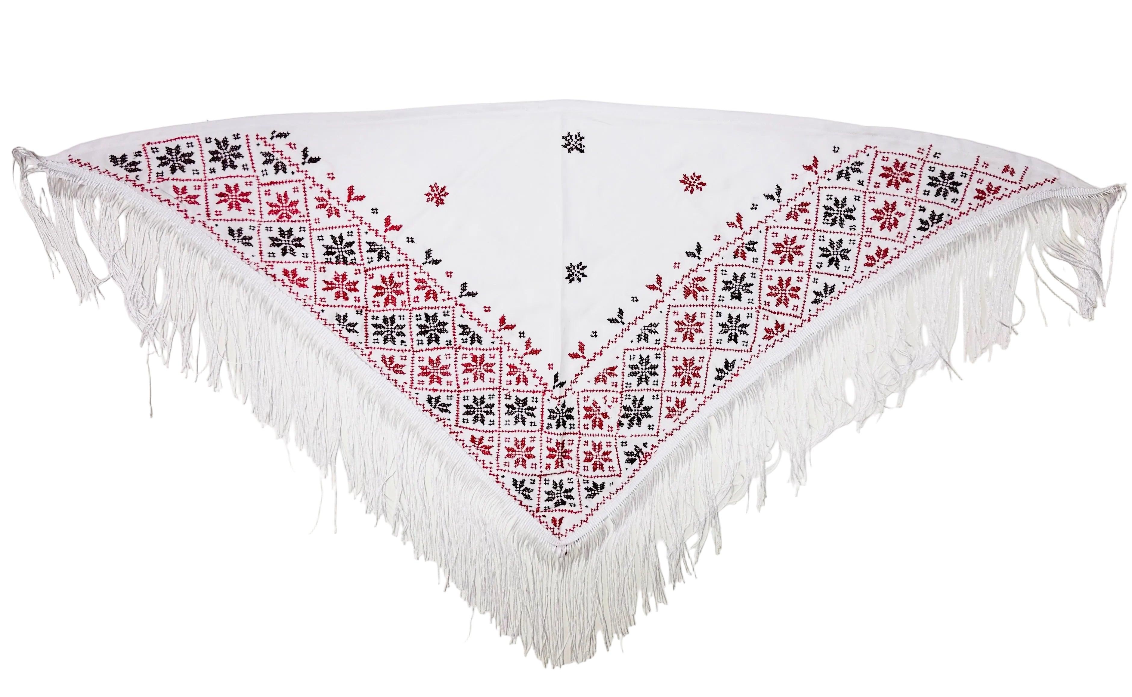 Hvitt tatreez-sjal med rødt og svart palestinsk broderimønster arrangert i trekantform, detaljert skjerf inspirert av tradisjonelt tatreez-håndverk