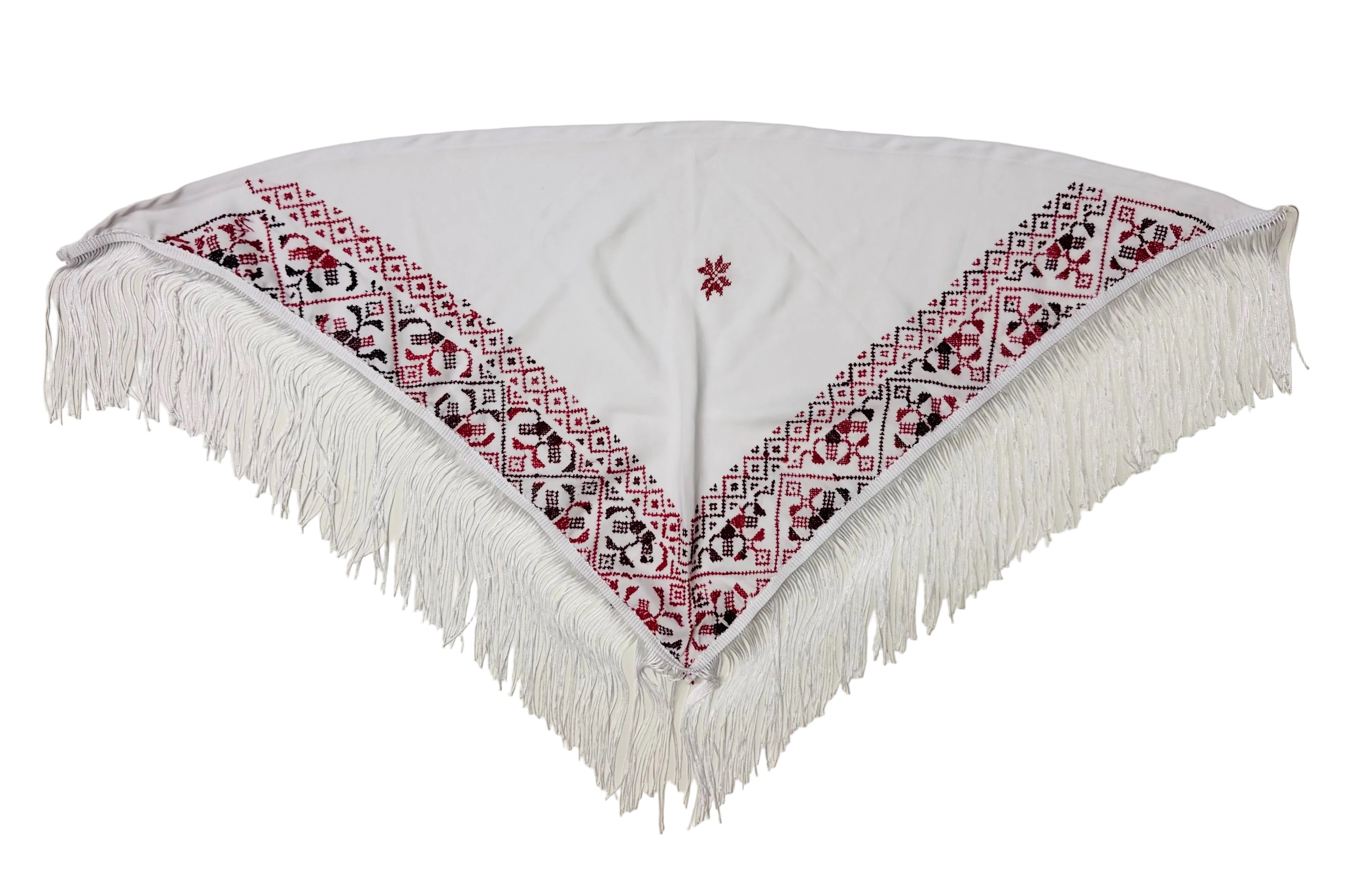 Hvitt tatreez-sjal med svart og rødt palestinsk broderimønster spredt i trekantform, tradisjonelt skjerf inspirert av tatreez-håndverk